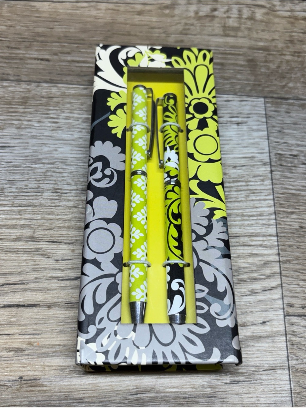 Vera Bradley Baroque BALL POINT Pen & MECHANICAL PENCIL SET Refillable